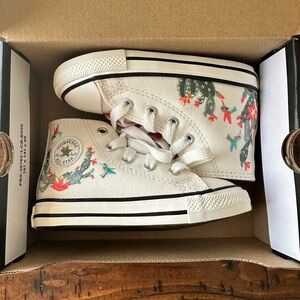 Converse Kids High-Top Sneakers - White with Floral Embroidery
Toddler